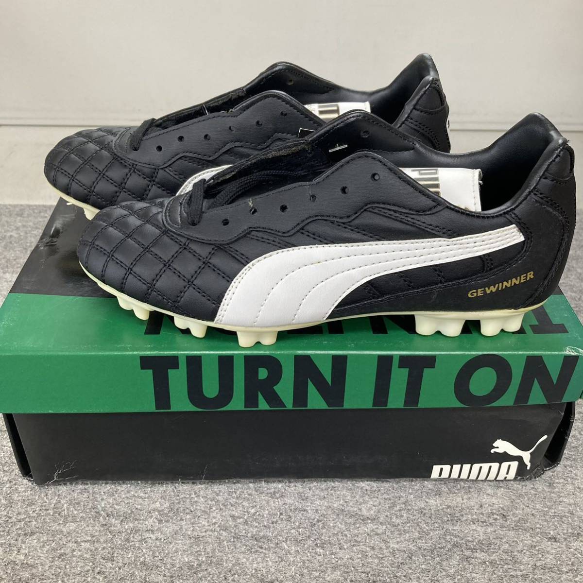 PUMA フットサルシューズ 23.5センチ - フットサル