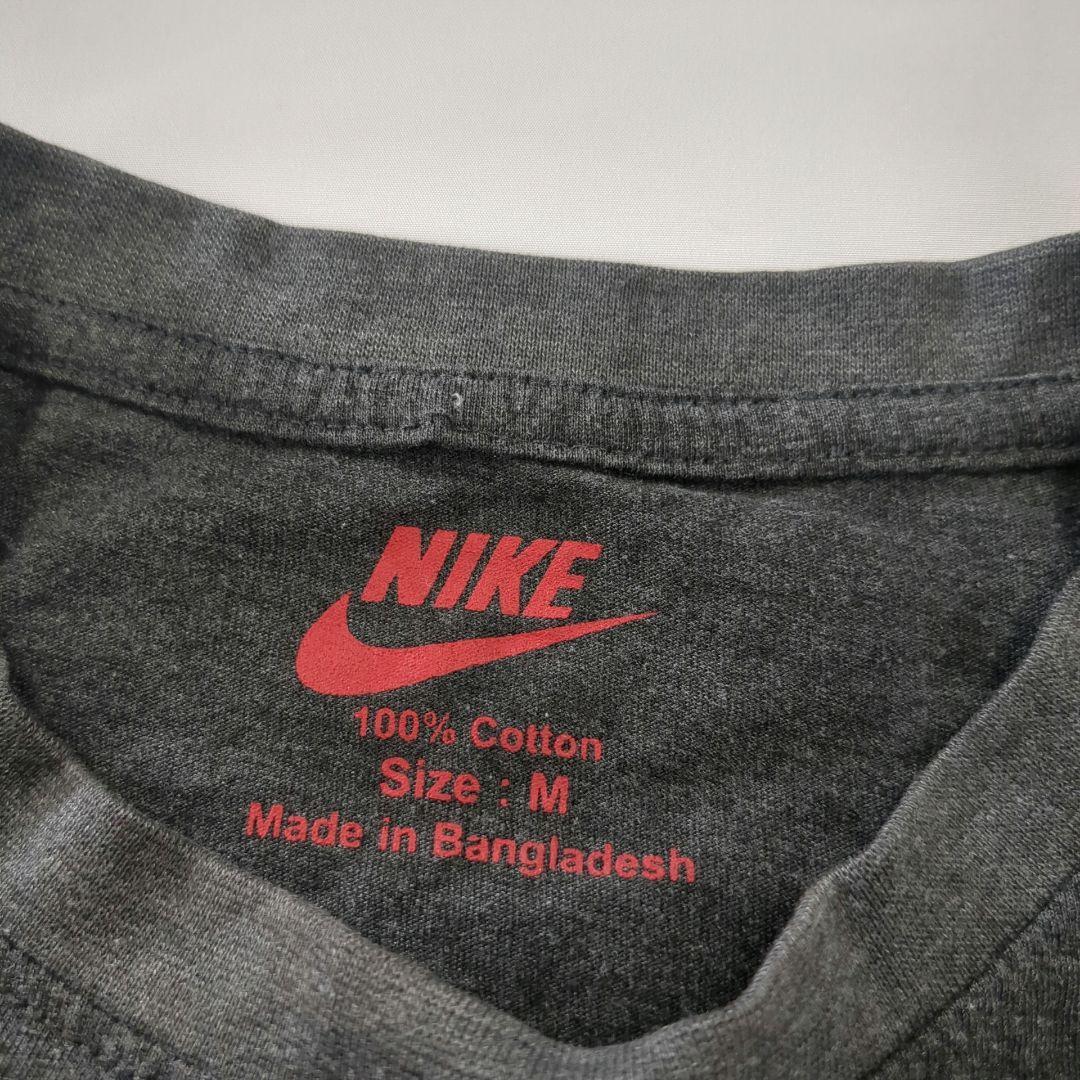 NIKE半袖Tシャツ　スウッシュロゴ　ダークグレーメンズM　a30_画像3