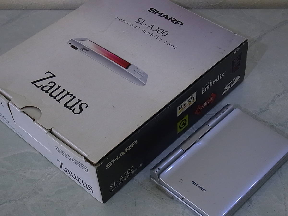 T900* sharp Zaurus * Junk two pcs. set *SL-A300 SL-C700 SHARP Zaurus* personal mobile tool PDA catalog attaching (80