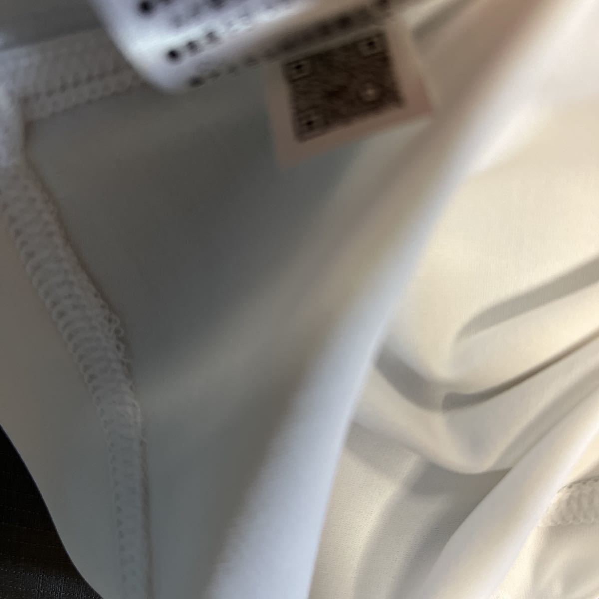 新品正規品 ジャックバニー パーリーゲイツ サイズ5 最新作 ツルツル素材 薄手 UV対策に モックネック インナーシャツ ホワイト 送料無料の画像7
