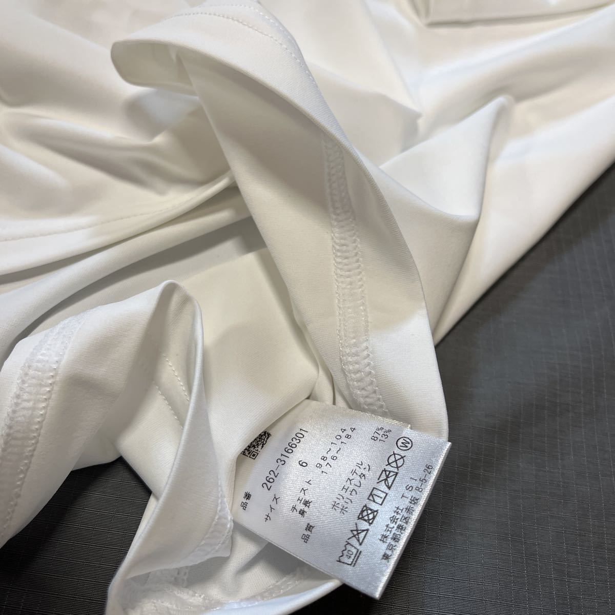 新品正規品 ジャックバニー パーリーゲイツ サイズ5 最新作 ツルツル素材 薄手 UV対策に モックネック インナーシャツ ホワイト 送料無料の画像8