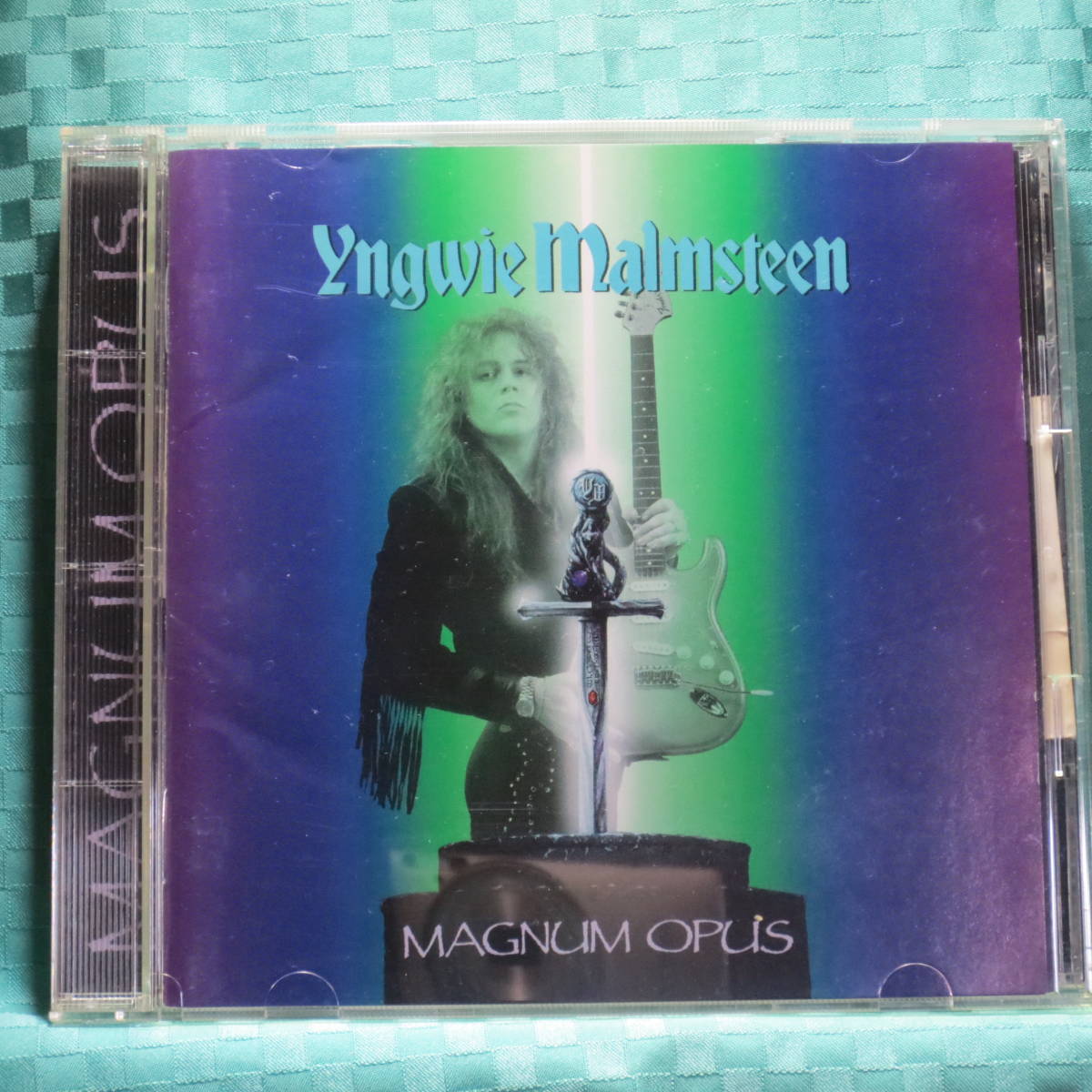 [CD] イングヴェイ・マルムスティーン(Yngwie Malmsteen)Magnum Opus■イニシャル スペシャル ボックス パッケージ■PCCY-00772_画像3