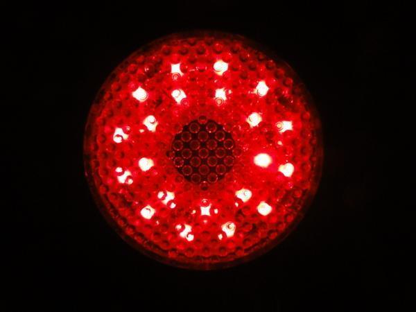 トヨタ 42連 LED リフレクター リアバンパー ライト ランプ　シエンタ NCP81 NCP85_画像2
