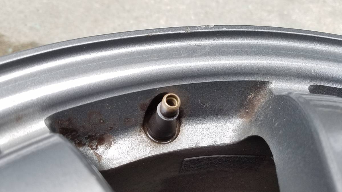 R32 Skyline GT-R正品選配輪NISSAN 16X6.5J    原文:Ｒ32 スカイライン GT-R 純正 オプションホイール 日産 16X6.5J