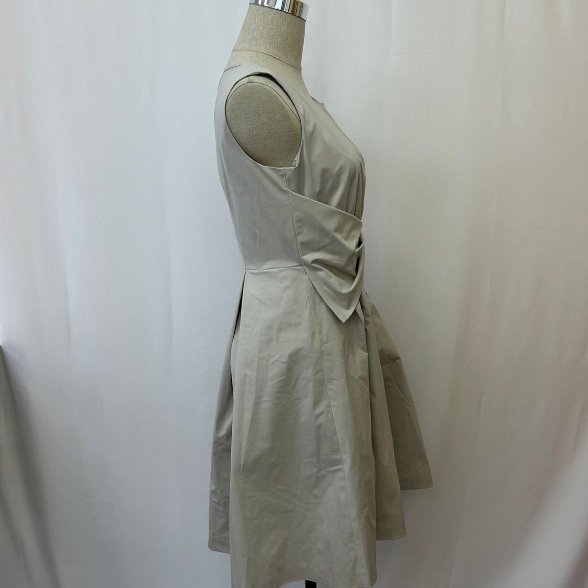 Kaene カエン　フォーマルワンピース　ドレス　日本製　お呼ばれドレス　ノースリーブワンピース ワンピースドレス_画像2