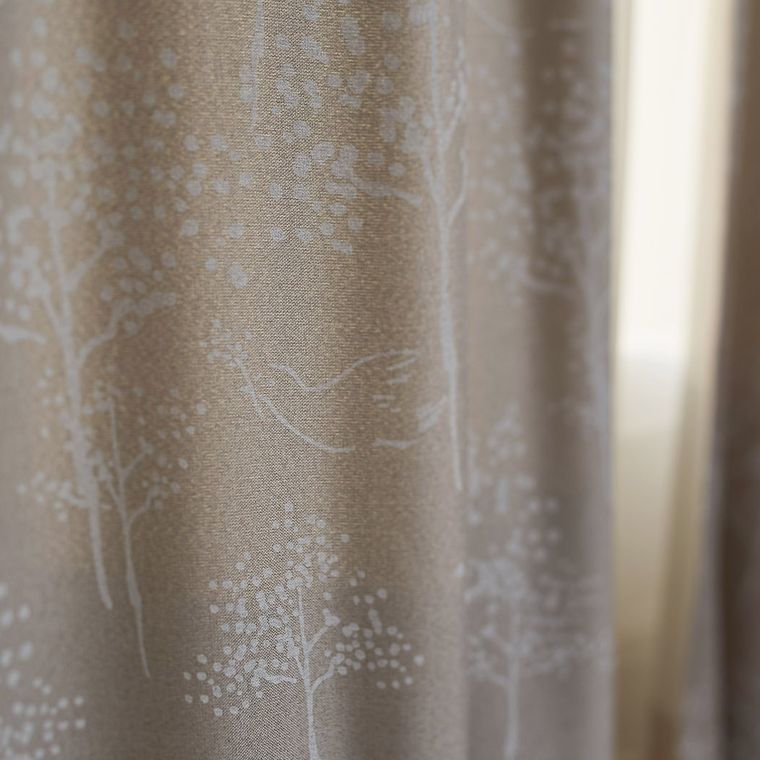 カーテン 遮光 3級 幅100×丈178cm 2枚組 鳥 森 植物 掃出窓 日本製 ナチュラル 形状記憶 グレー ベージュ グレージュ_画像4