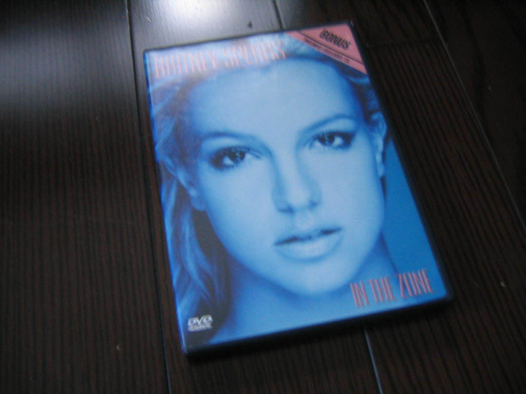 ♪ DVD+CD Britney Spears ブリトニー・スピアーズ / In the zone / ミニ・ポスター付 輸入盤♪_画像1