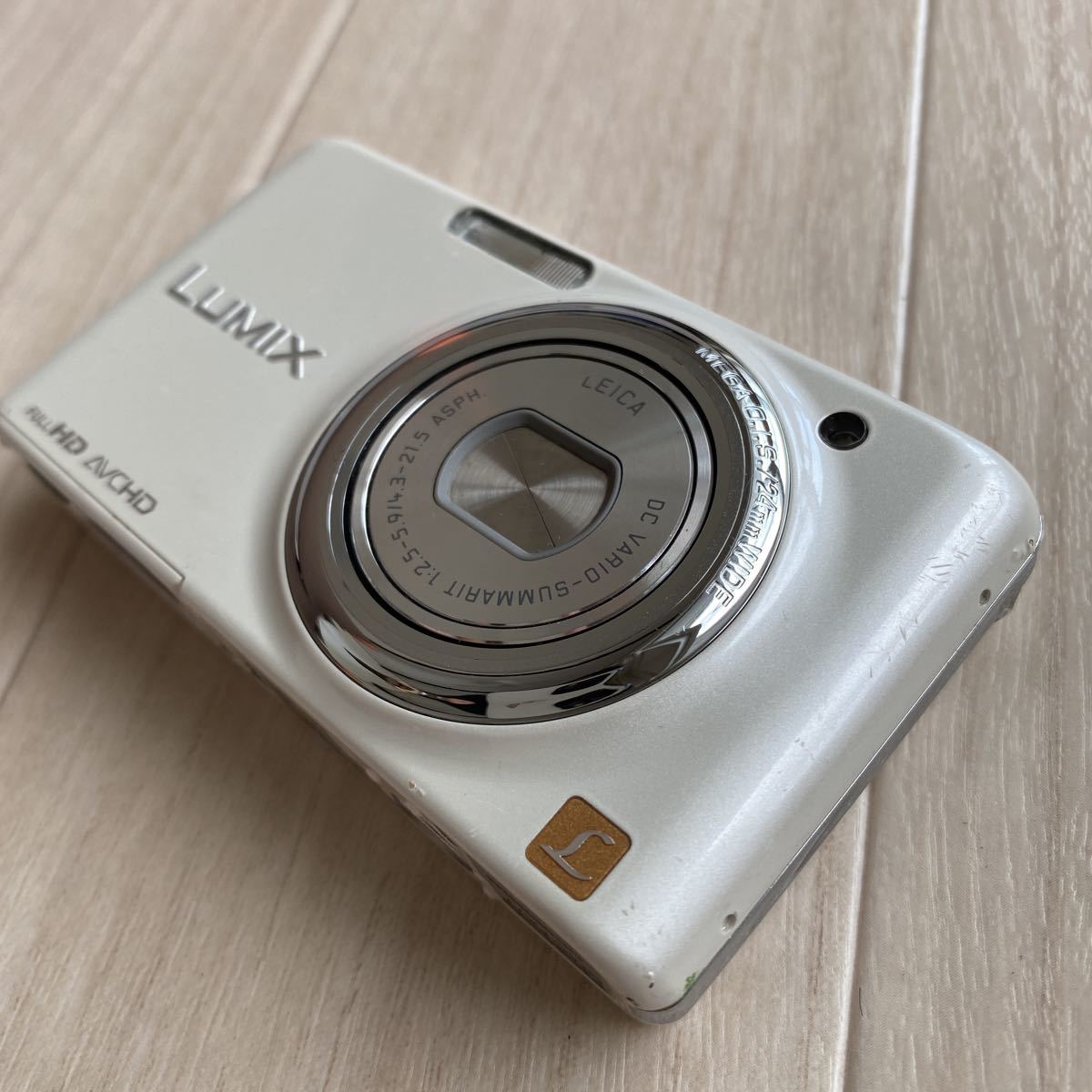 ジャンク品(タッチパネル不良) Panasonic LUMIX DMC-FX77 ジャンク品(タッチパネル不良) Panasonic LUMIX DMC-FX77