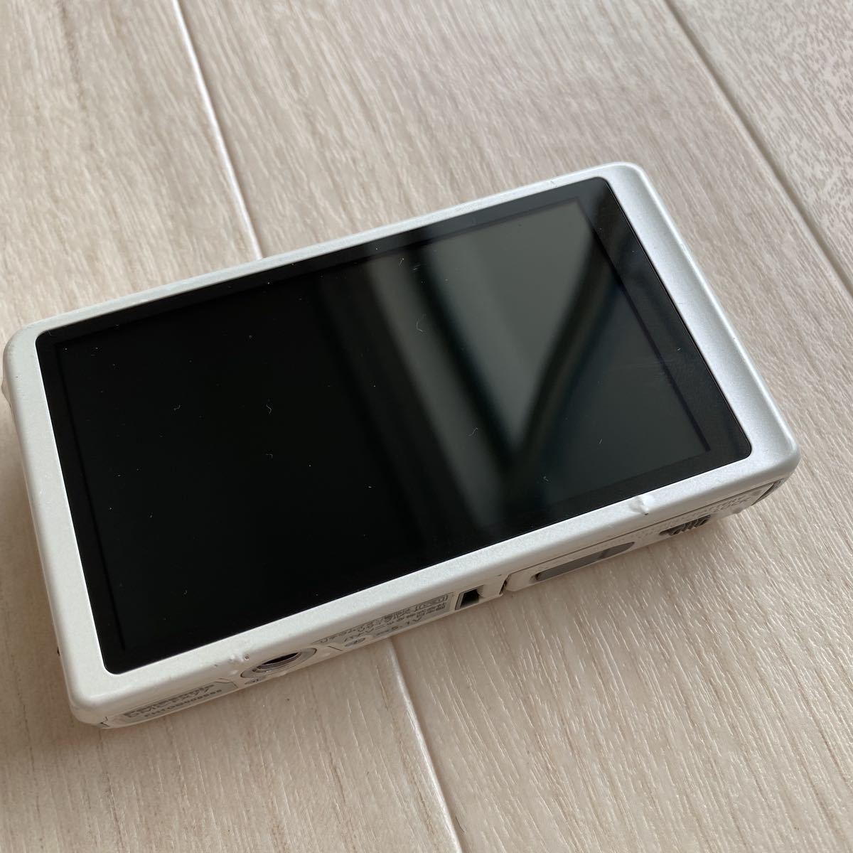 ジャンク品(タッチパネル不良) Panasonic LUMIX DMC-FX77 ジャンク品(タッチパネル不良) Panasonic LUMIX DMC-FX77