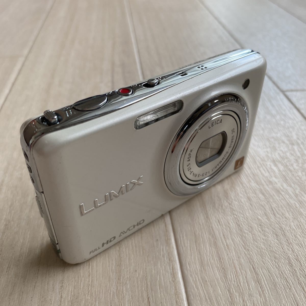 ジャンク品(タッチパネル不良) Panasonic LUMIX DMC-FX77 ジャンク品(タッチパネル不良) Panasonic LUMIX DMC-FX77
