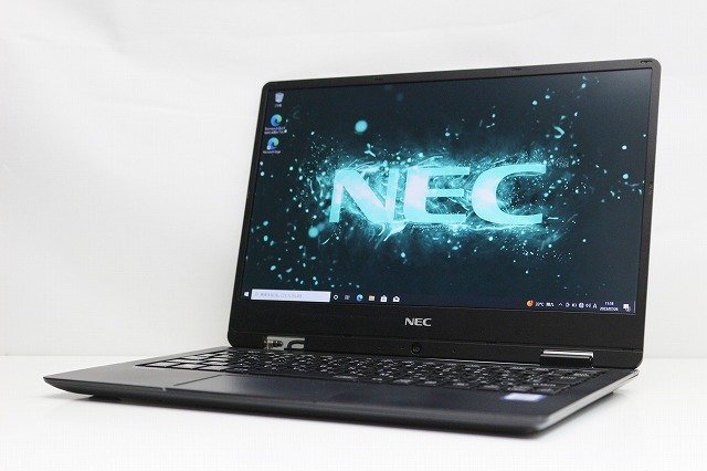 1円スタート 軽量 約921g フルHD 大容量SSD512GB メモリ8GB 第7世代