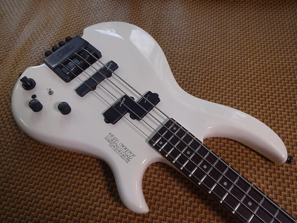 スルーネック TED. STICK LICENSED BY STEINBERGER EMG 2000 Active / Passiveスタインバーガー 新星堂 ROCK INN ヘッドレス HEADLESS BASS_画像3