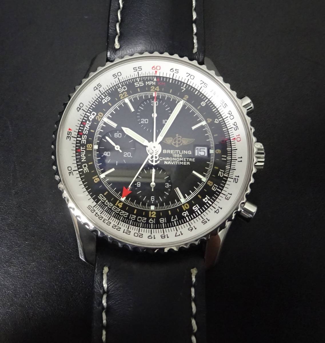 美品 2023年6月OH・仕上済 BREITLING ブライトリング ナビタイマー ワールド A24322 クロノグラフ 自動巻 メンズ 本物_画像3