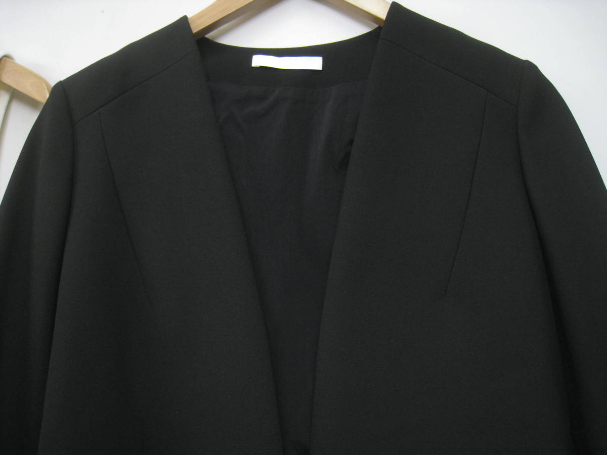  regular price approximately 10 ten thousand jpy 1 times use BOSS Boss HUGO BOSS Hugo Boss One-piece jacket tight black × white black white size US2