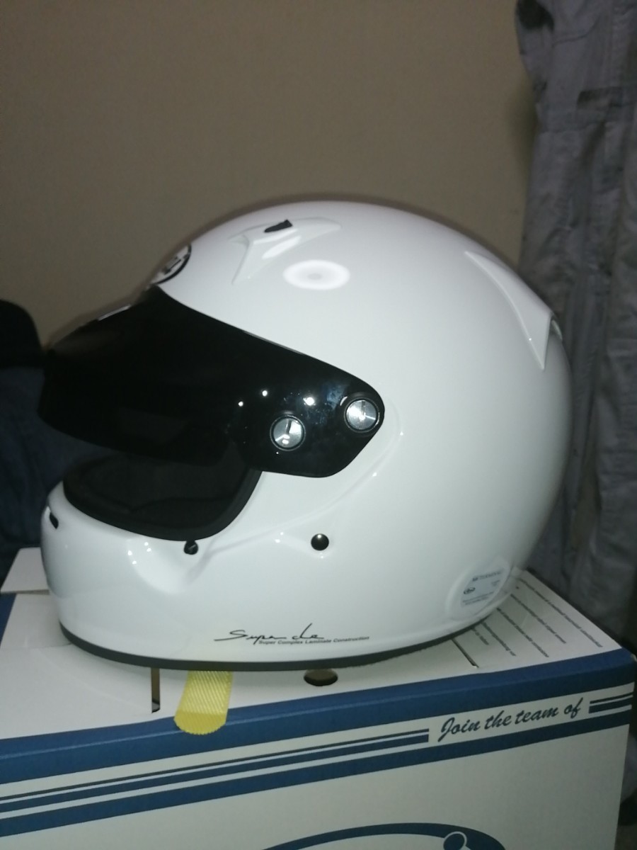 アライ4輪ヘルメットGP5W | universitetipolis.edu.al