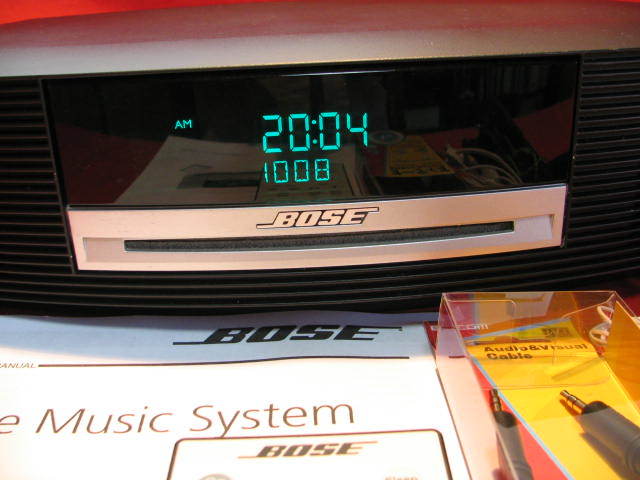 BOSE波音樂系統AWRCCB Bose波音樂系統正常操作項目帶夾具 原文:BOSE wave Music System AWRCCB ボーズウエーブミュージックシステム　正常動作品.備品付き