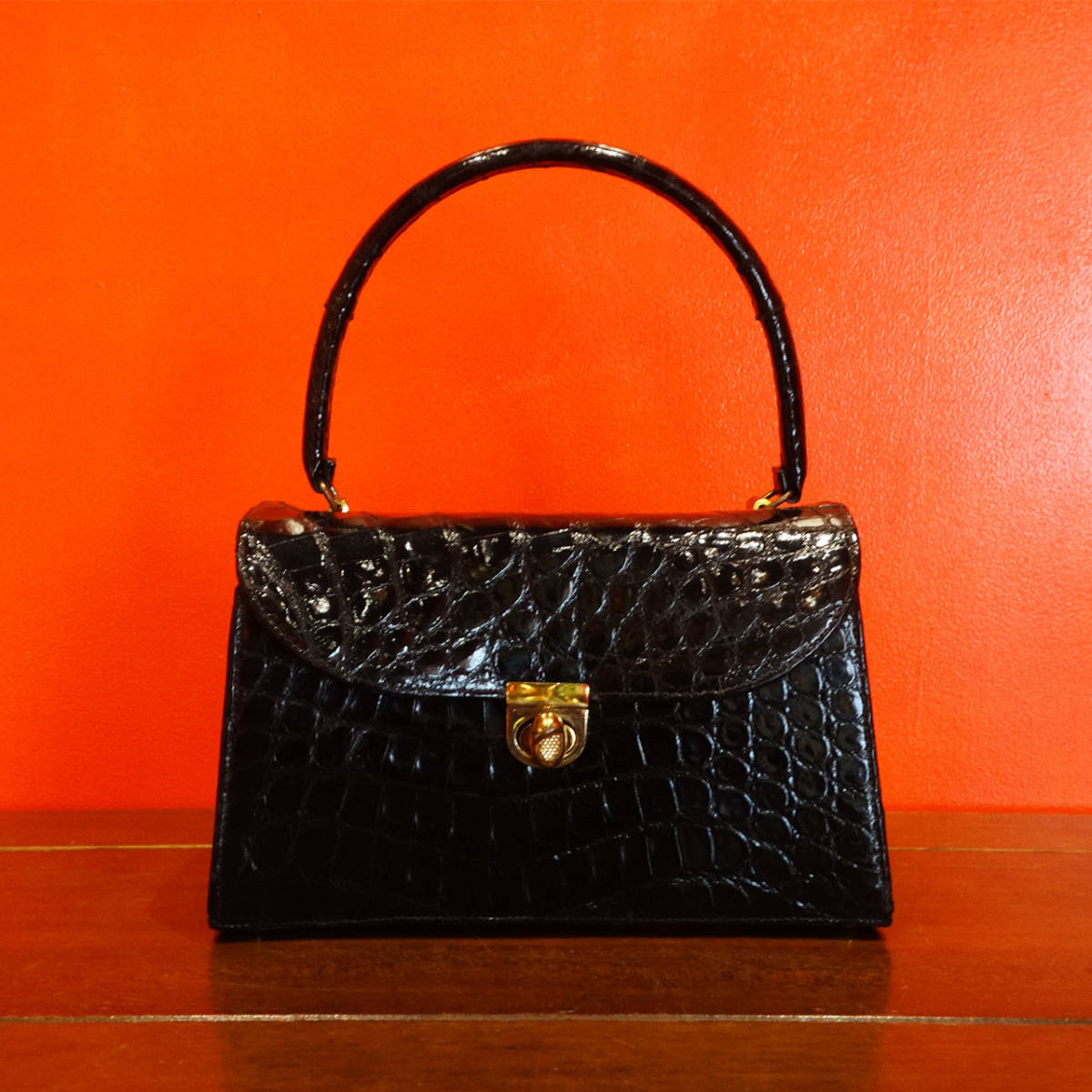 ★50s「Bellstone」Vintage black crocodile handbag_画像1