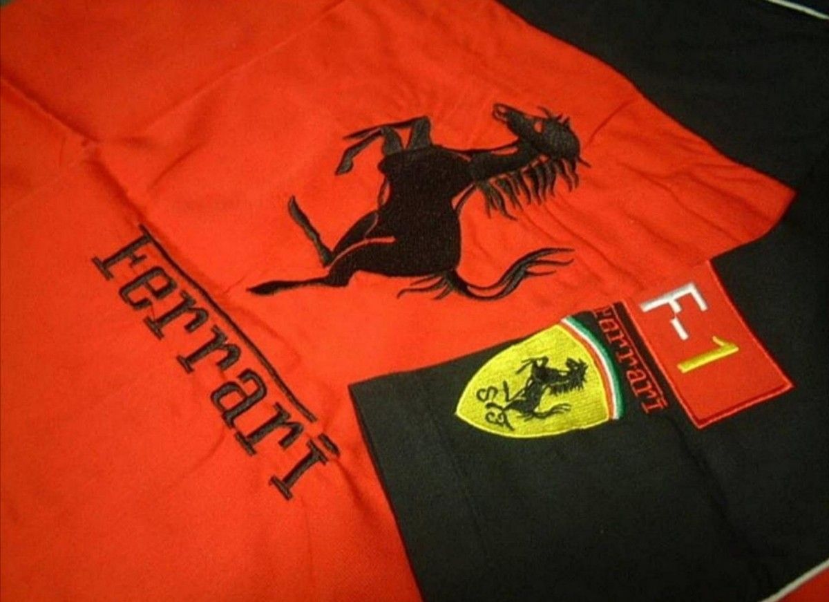 Ferrariピットシャツ