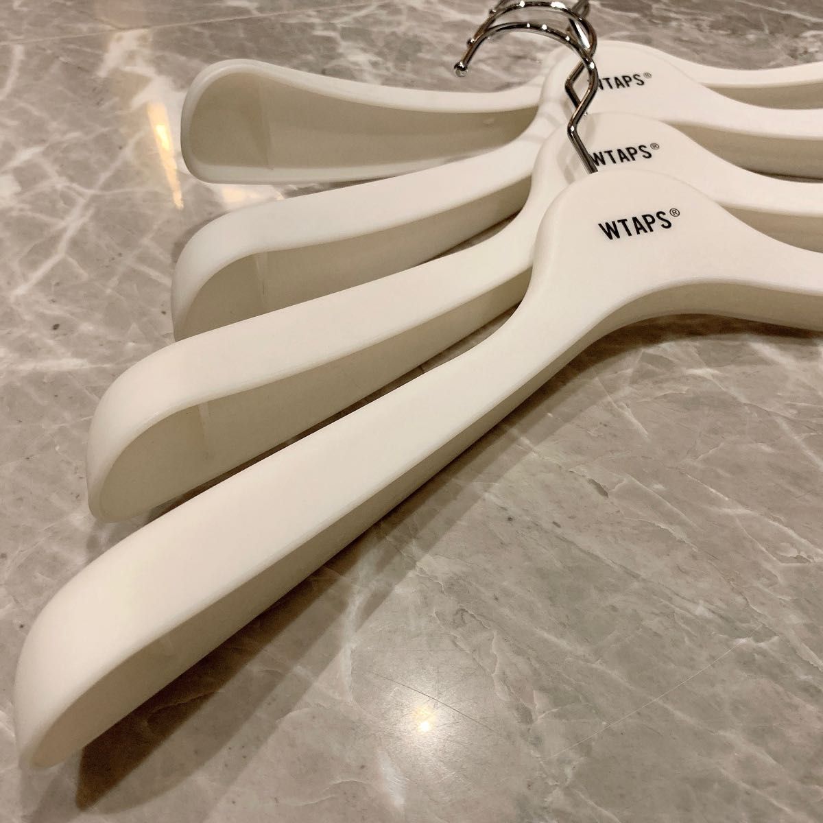 WTAPS ハンガー 4本