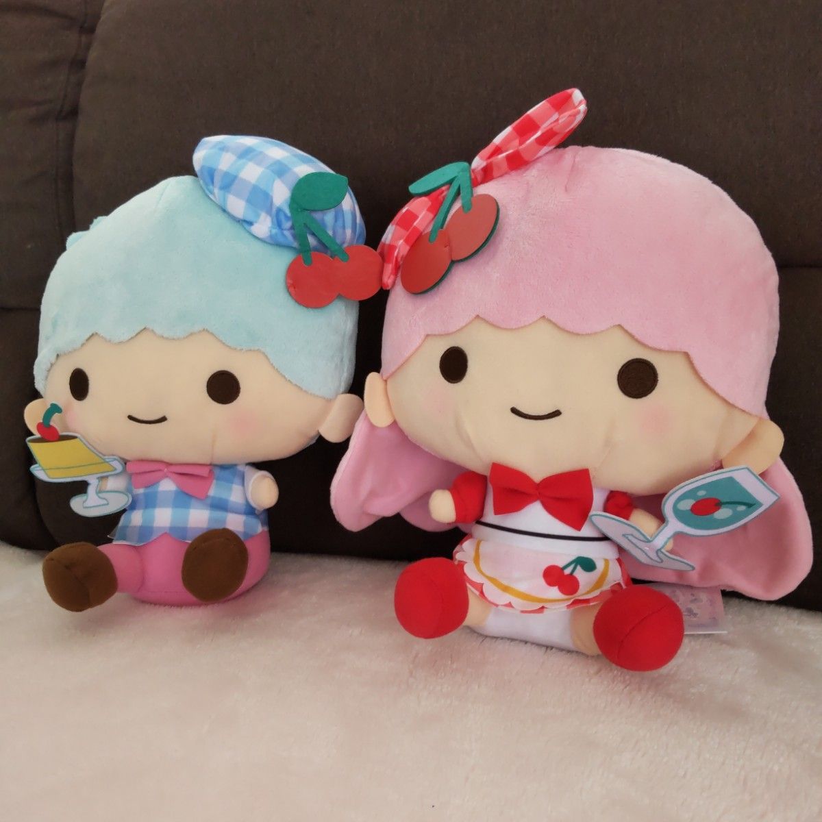 サンリオ キキララ さくらんぼパーラー ビッグぬいぐるみ リトル サンリオ キキララ さくらんぼパーラー ビッグぬいぐるみ リトル