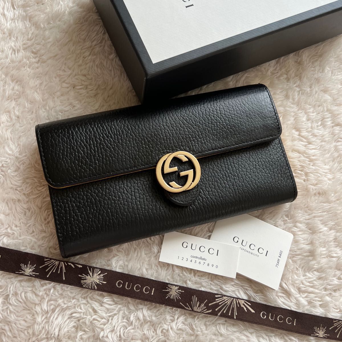 824 GUCCI グッチ 2つ折り 長財布 - 長財布