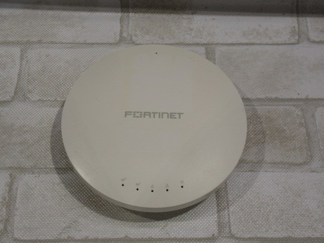 Ω 新D 0017♪ 保証有 FORTINET FAP-221C-J FORTIAP-221C FAP-221C 無線アクセスポイント・祝10000!取引突破!!_画像1