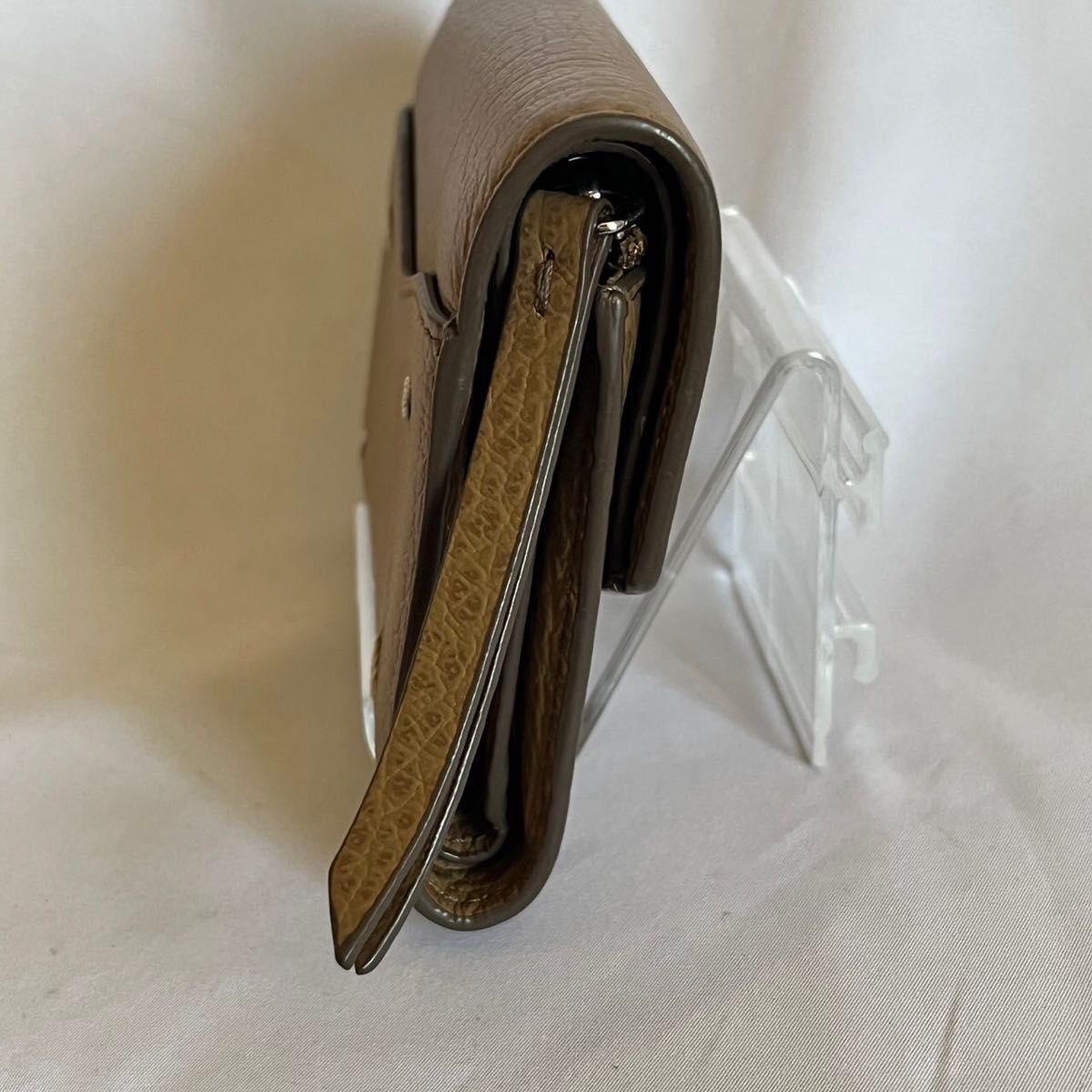 【人気】メゾンマルジェラ 財布 ミニ財布 ブラウン 三つ折り コンパクトウォレット Maison Margiela