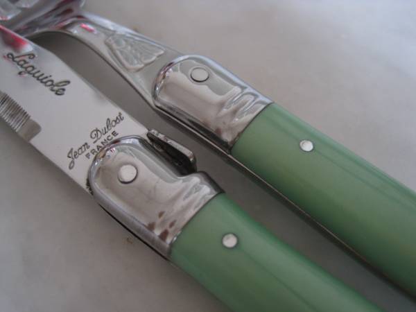  Франция производства 1.5mm ширина стейк нож Hawk незначительный зеленый цвет Laguiolelagi все lai все ножи laiyo-ru итальянский 