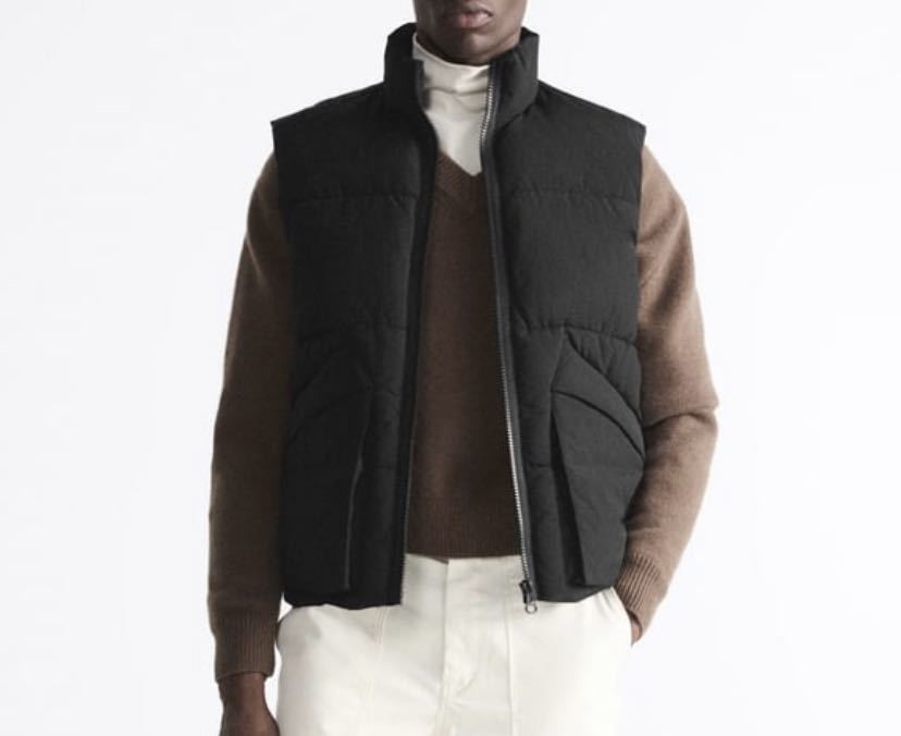 2022年新作入荷 ダウン ベスト 中綿 ザラ ZARA 送料無料 ブラック ジャケット L 男性用 2022年新作入荷 ダウン ベスト 中綿 ザラ ZARA 送料無料 ブラック ジャケット L 男性用