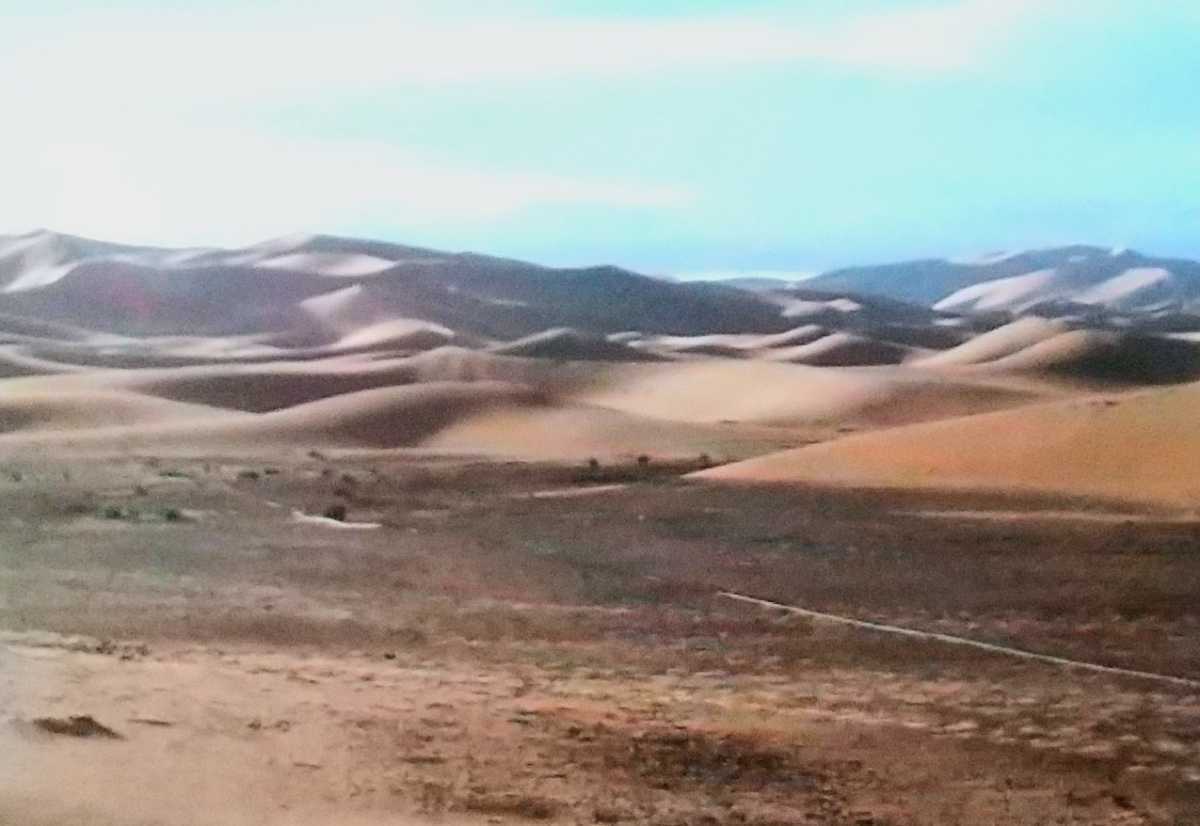 ■世界の砂【モロッコ メルズーカ大砂丘 サハラ砂漠の砂】袋入り約10g コレクション 2015年3月採集の画像8