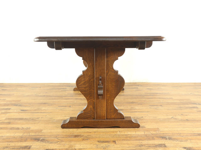 オランダテーブル　厚みのある無垢材　ダイニングテーブル　起伏がある脚部分のデザインも素敵　アンティークフレックス 64687a_画像9