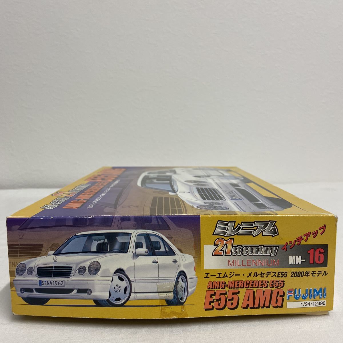 未組立 フジミ 1/24 Mercedes-Benz E55 AMG 2000年モデル メルセデスベンツ Eクラス W210 セダン プラモデル ミニカー モデルカー_画像2