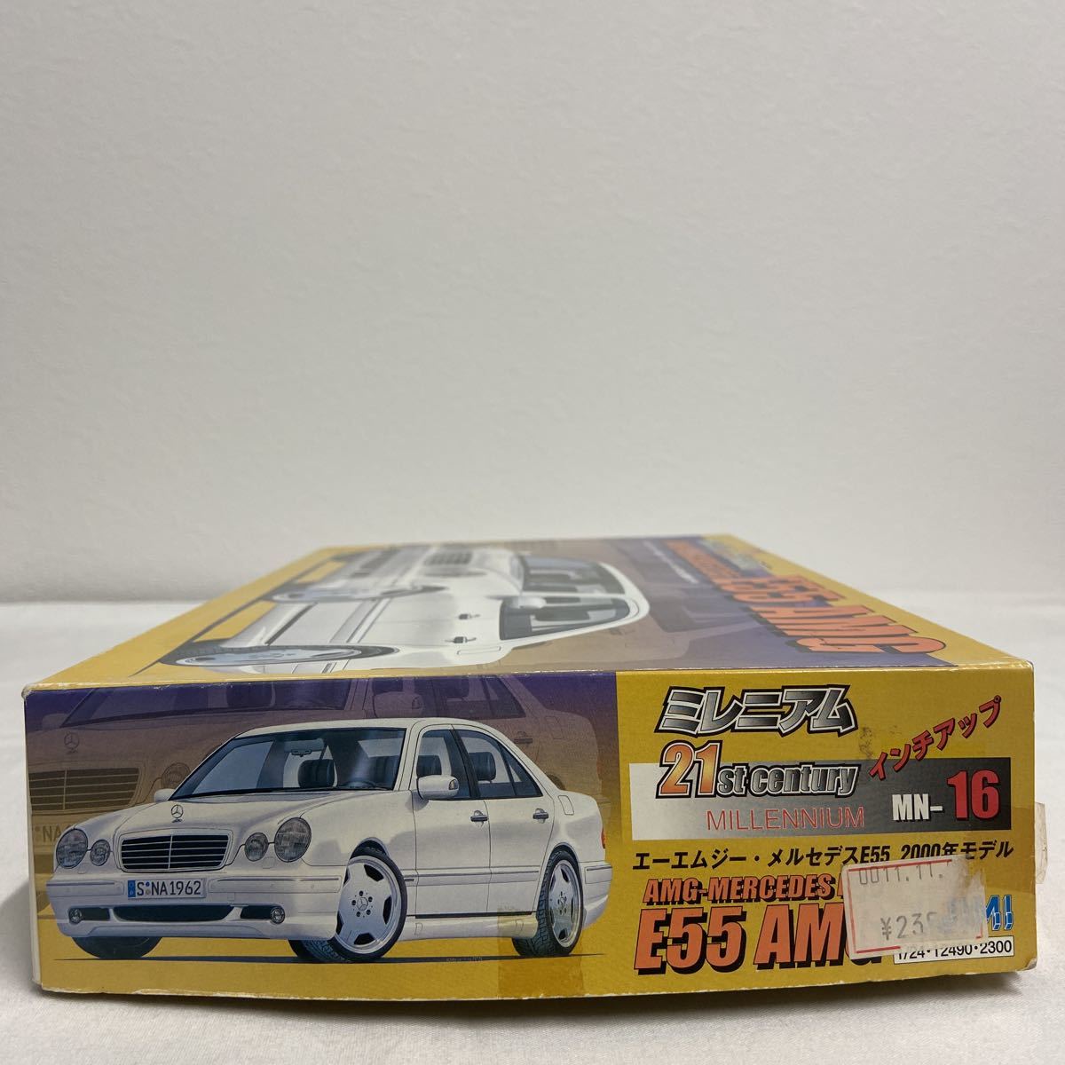 未組立 フジミ 1/24 Mercedes-Benz E55 AMG 2000年モデル メルセデスベンツ Eクラス W210 セダン プラモデル ミニカー モデルカー_画像4