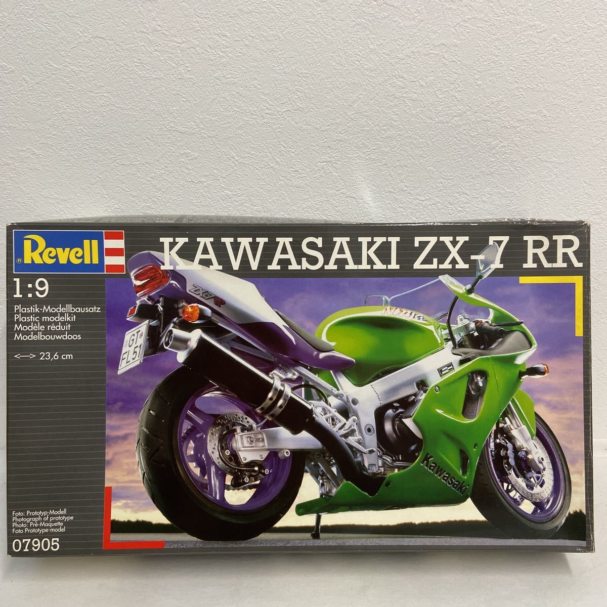 未組立 Revell 1/9 Kawasaki ZX-7RR Ninja レベル カワサキ ZX ニンジャ プラモデル ビッグスケール バイク ミニカー モデルカー