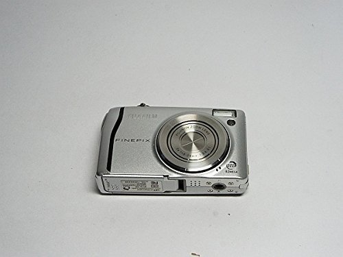 【中古】 FUJIFILM 富士フイルム デジタルカメラFinePix (ファインピックス) F40 シルバー FX-F