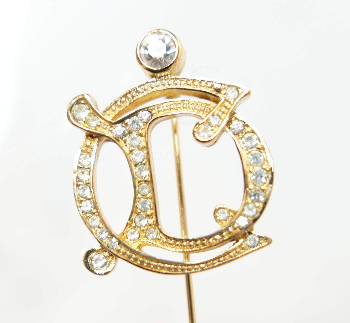 Christian Dior Christian Dior Logo pin brooch rhinestone × Gold color brand accessory 