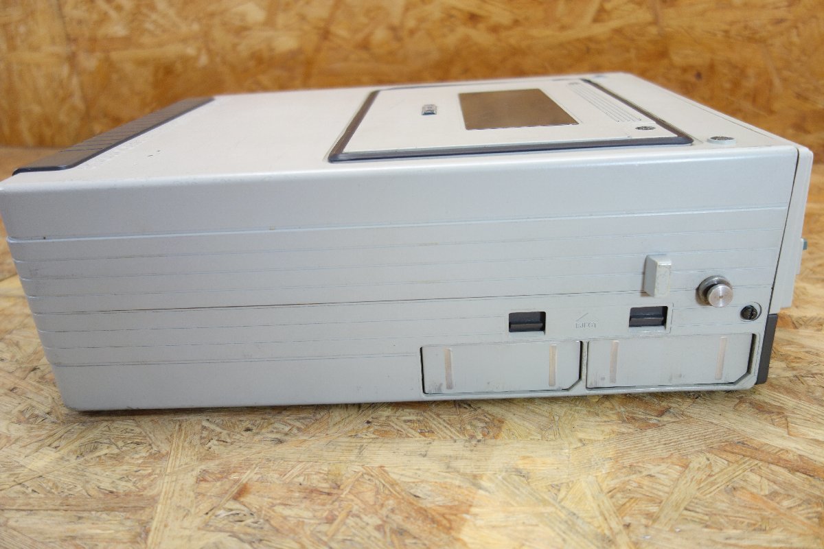 ◎【通電確認済み】ジャンク SONY VO-6800 U-Matic Portable ポータブルビデオカセットレコーダー 現状品◎（V311）_画像6