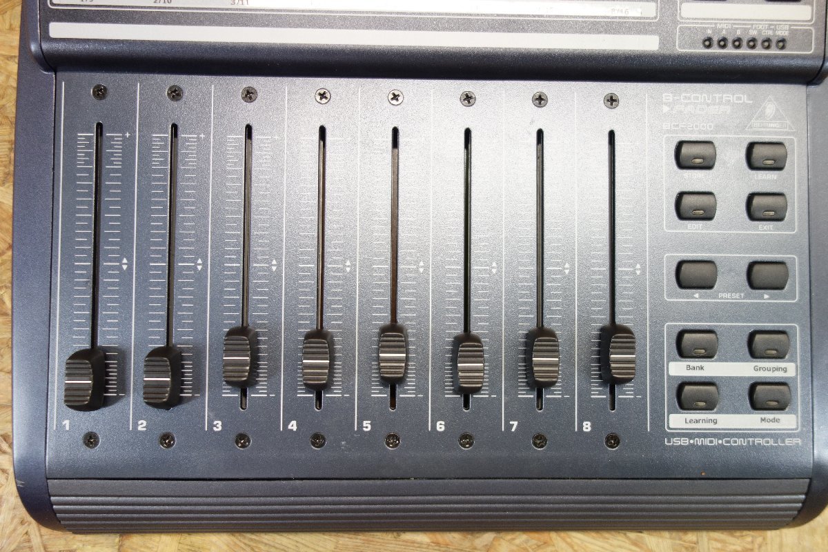◎ジャンクベリンガーBCF-2000 USB/MIDIフェーダーコントローラー現状