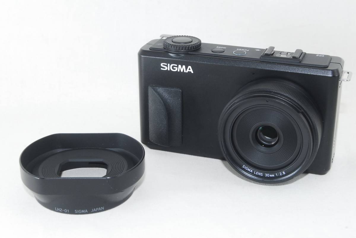 流行に ☆外観美品☆SIGMA シグマ DP2 Merrill コンパクトデジタル