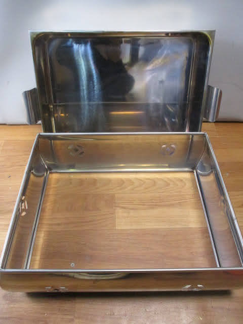 中古品涌井工業 おでんなべ 6ツ切 蓋付プロパン用 約48×38×H31㎝ 中古品涌井工業 おでんなべ 6ツ切 蓋付プロパン用 約48×