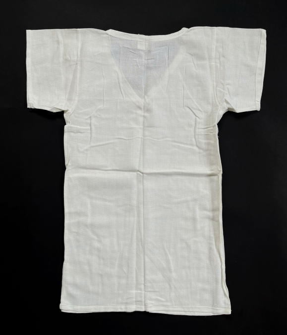 デッドストック 50s イギリス軍 メッシュ Tシャツ size 1 未使用 ビンテージ 1954年 Vネック 小さいサイズ_画像2