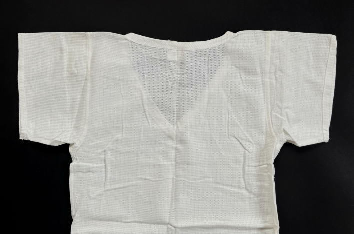 デッドストック 50s イギリス軍 メッシュ Tシャツ size 1 未使用 ビンテージ 1954年 Vネック 小さいサイズ_画像6
