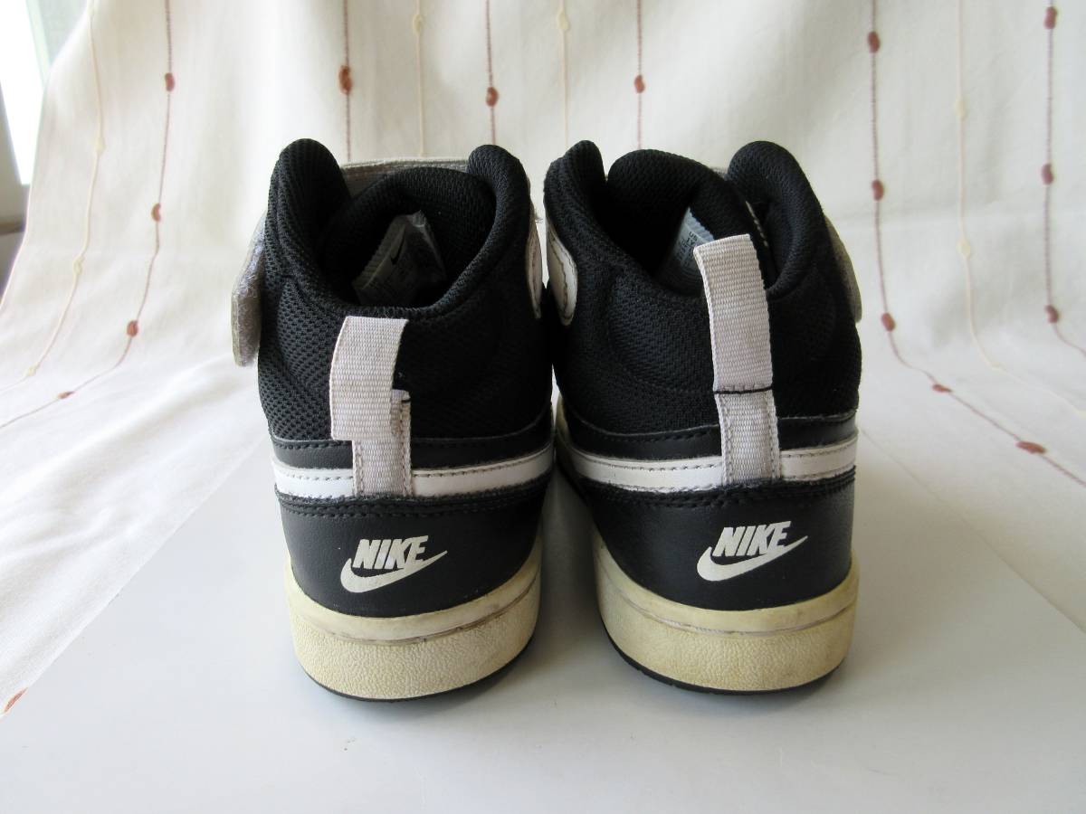 ナイキ NIKE 20cm ハイカットスニーカー シューズ 20.0cm 靴 CD7783-010 黒 白 ブラック COURT BOROUGH MID 2 コートバーロウ_画像3