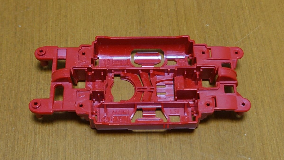 2009年製 アバンテMk.Ⅲレッドスペシャル封入 ポリカ強化赤色軽量MSセンターシャーシ 