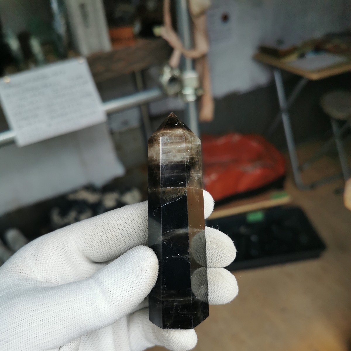 モリオンポイント虹入り97.7 六角柱黒水晶クリスタル鑑賞石石置物