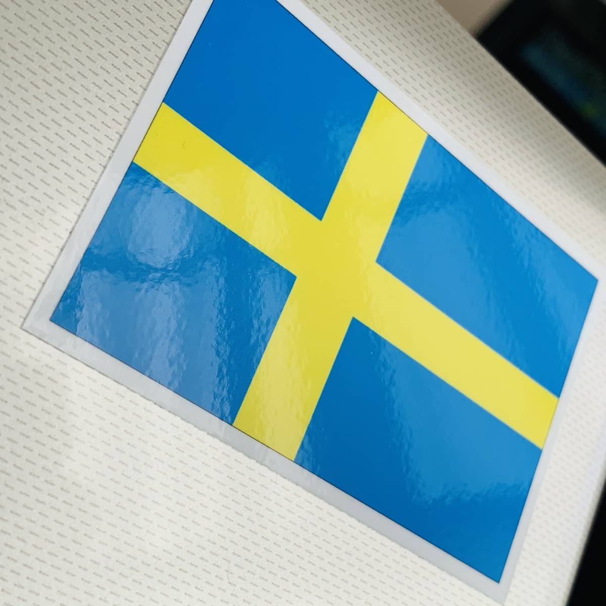 ■L_スウェーデン国旗ステッカー 10x15cm■耐水シール ボルボ に 即買 北欧 ヨーロッパ EU_画像4