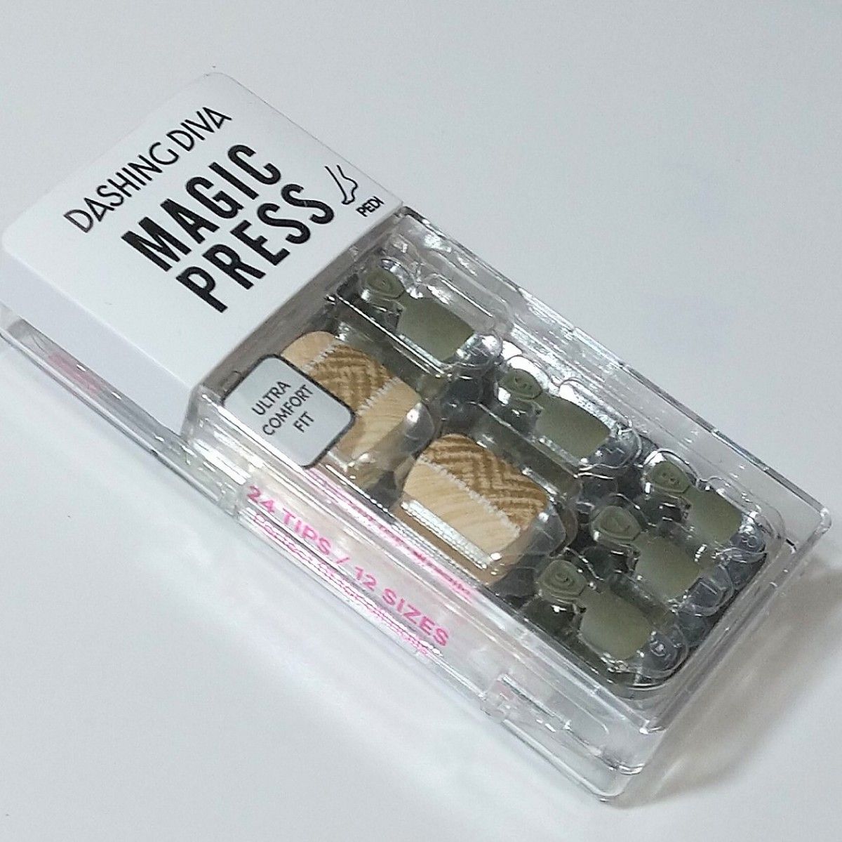 日本未発売品  119  新品 ダッシングディバ マジックプレス ネイルチップ ペディキュア 足爪用  フット 1秒ジェルネイル