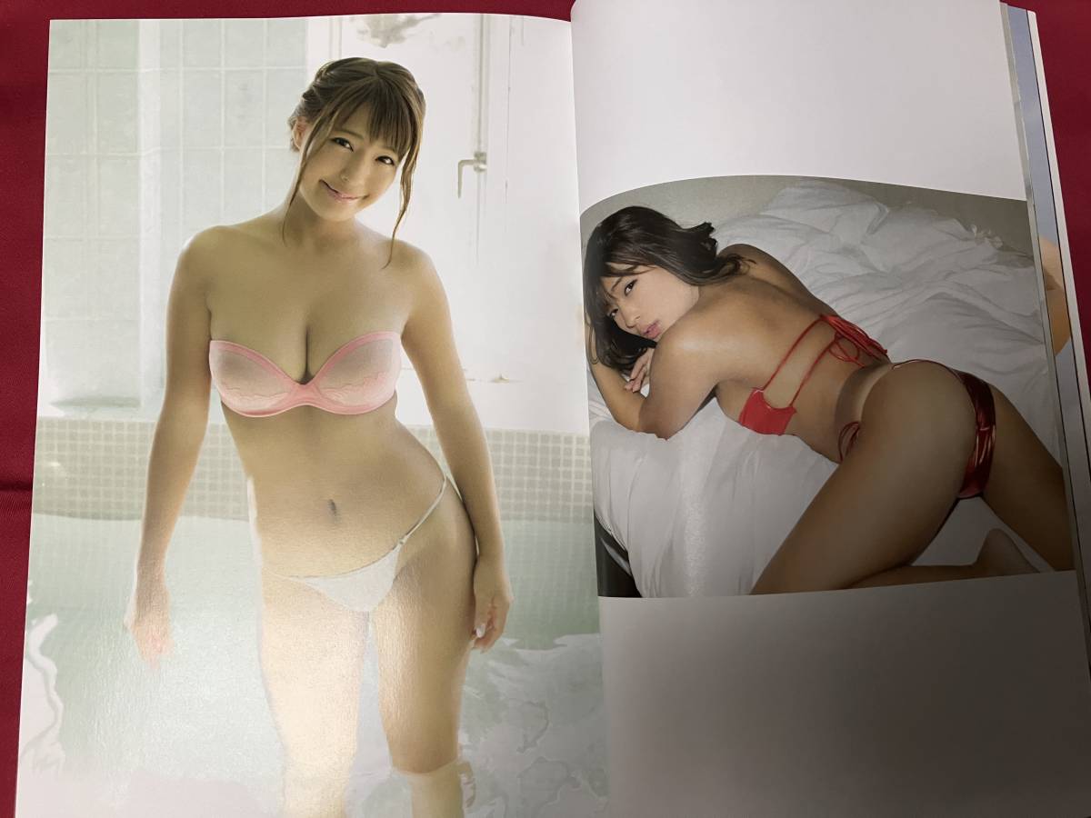 橋本梨菜写真集　恋は小麦色　アイドルラインブック　中古品_画像5