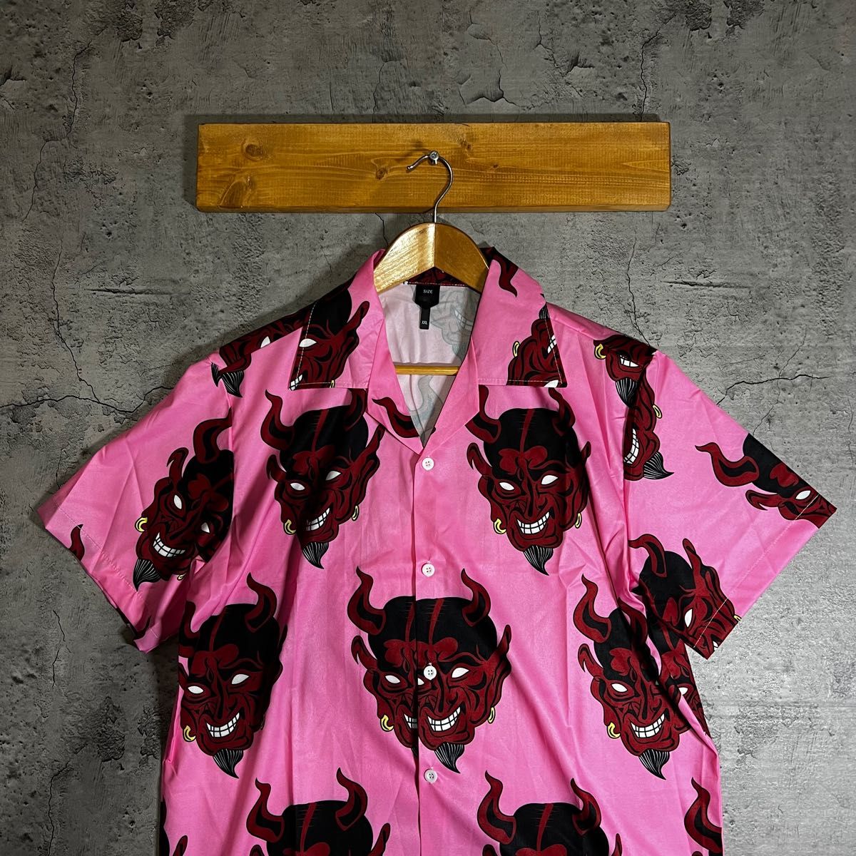 ●新品● 柄シャツ　ルード　アメカジ　2XL 和柄　半袖　ピンク　鬼 アロハシャツ 半袖シャツ ハワイアンシャツ