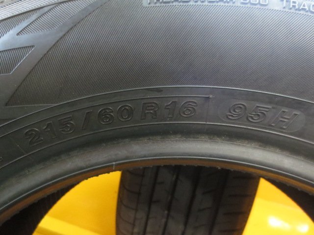 ☆スピスタ☆タイヤ　ヨコハマ　BluEarth GT AE51　215/60R16　2本　16T1098　中古　22_画像3